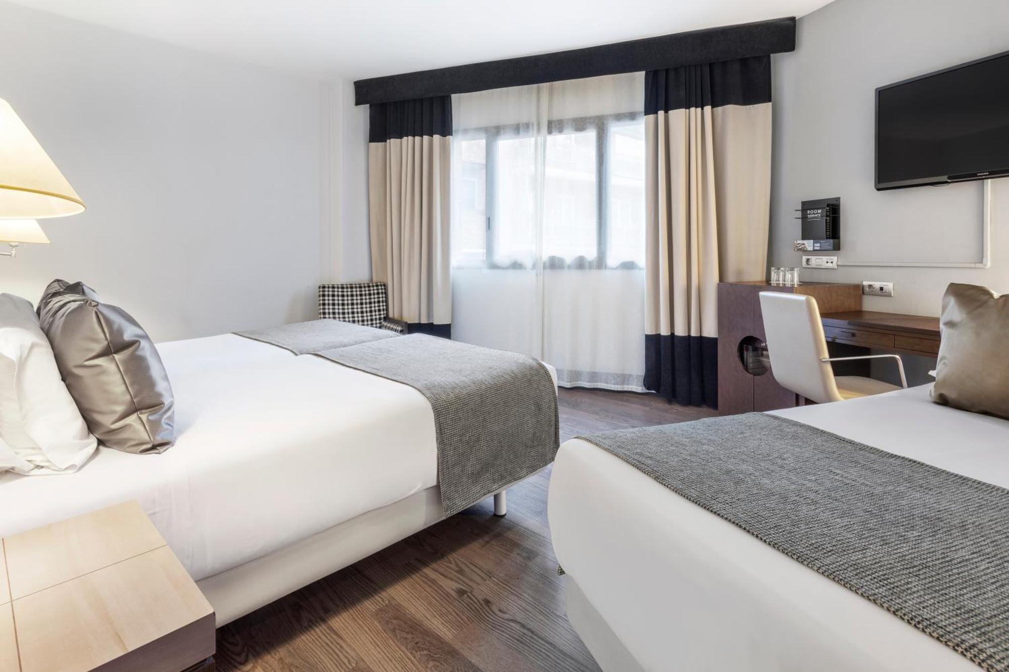 Catalonia El Retiro Hotel Madrid Ruang foto